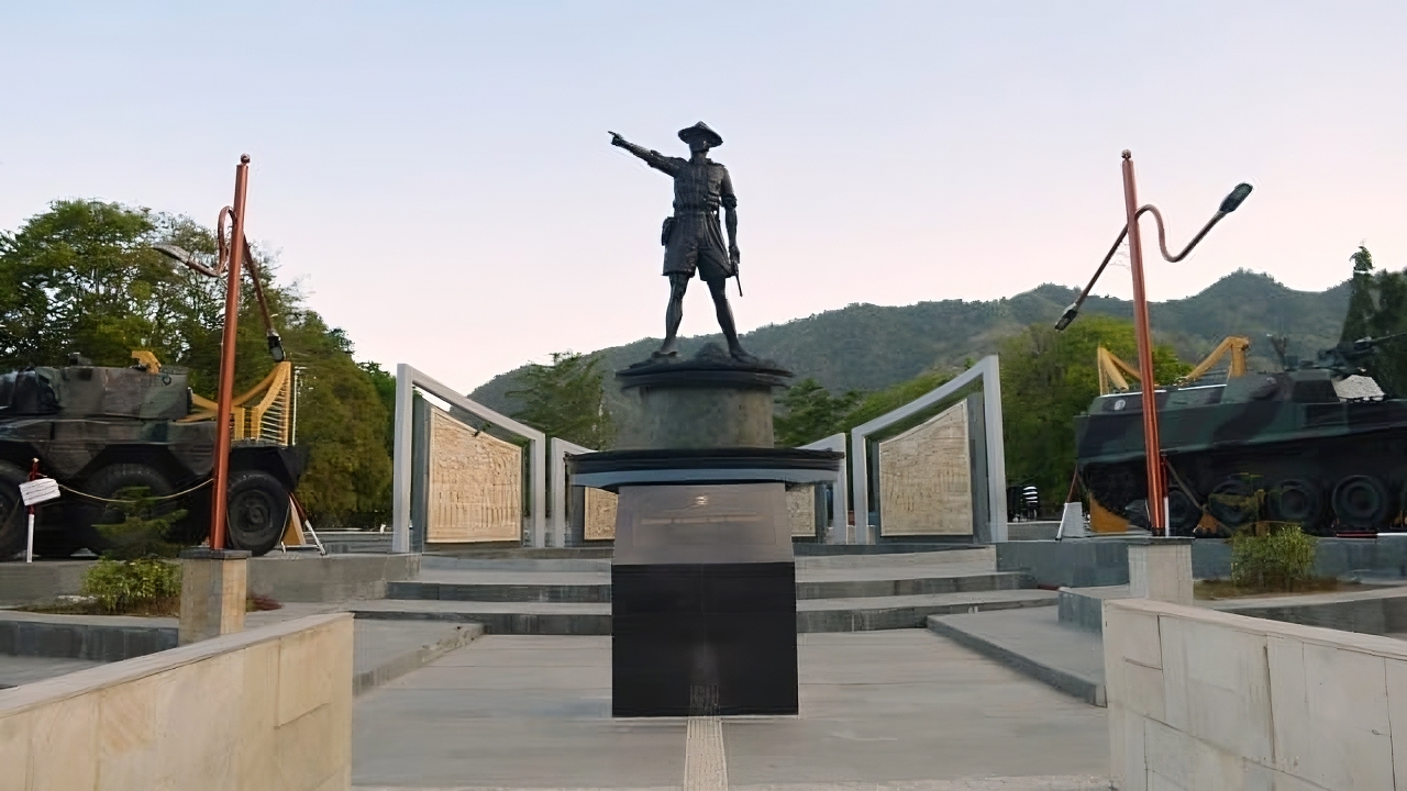 Main Image